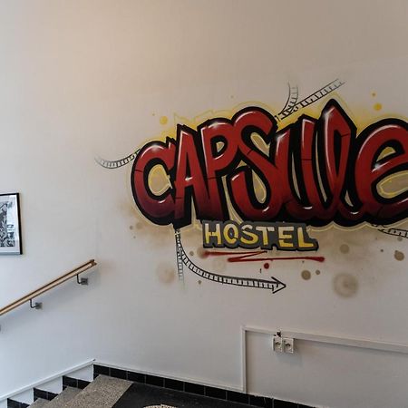 Capsule Hostel Andel Centre Spirit Прага Экстерьер фото